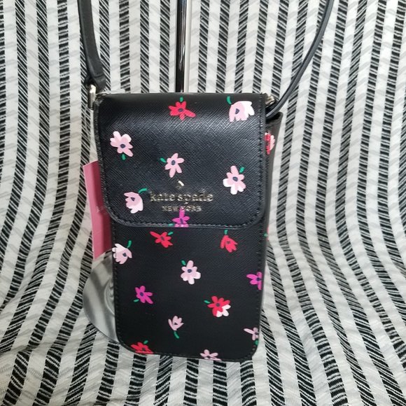 MAKE A REASONABLE OFFER Kate Spade Staci Ditsy Buds North South Flap Phone NEW - Picture 1 of 6